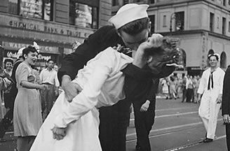 Times Square Kiss